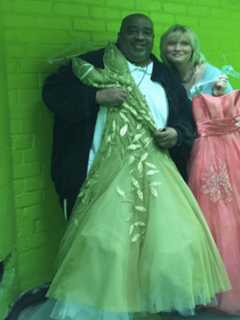 Fairfield Charity Helps South Bronx Teens Say Yes To The Dress For Prom