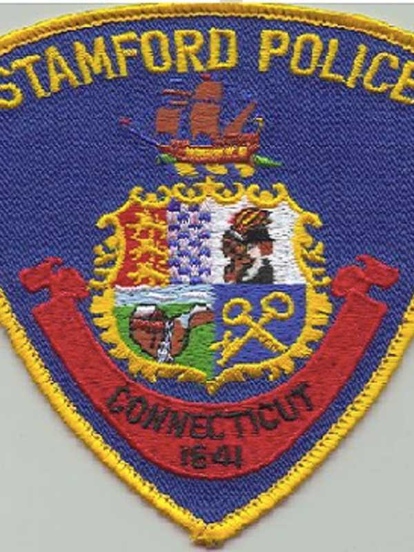 Female Officer Takes Down Male Marine Outside Stamford Restaurant