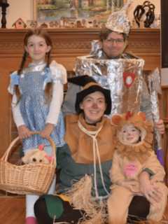 Newtown Family Follows Yellow Brick Road To Win Fairy Tale Trip On 'Today'