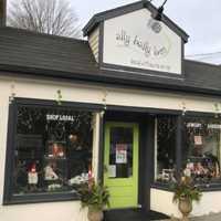 <p>Ally Bally Bee in Ridgefield</p>