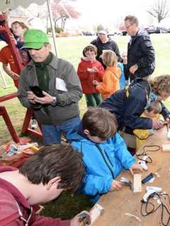 Westport Showcases Young Entrepreneurs At New Market