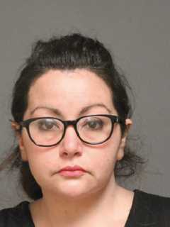 Fairfield Police: Bagel Staffer Rolls Away With Bank Deposit Bag