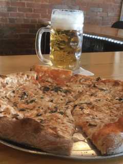 Red Hook's Black Star Social Vies For Top Spot In DVlicious Pizza Contest