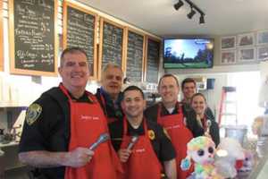 Fairfield Cops Serve Up Scoops For Scholars At Saugatuck Sweets