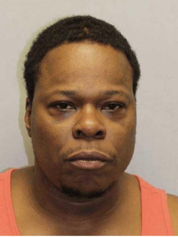Kent Man Who Crosses Double Yellow Line Charged With DWI, Police Say