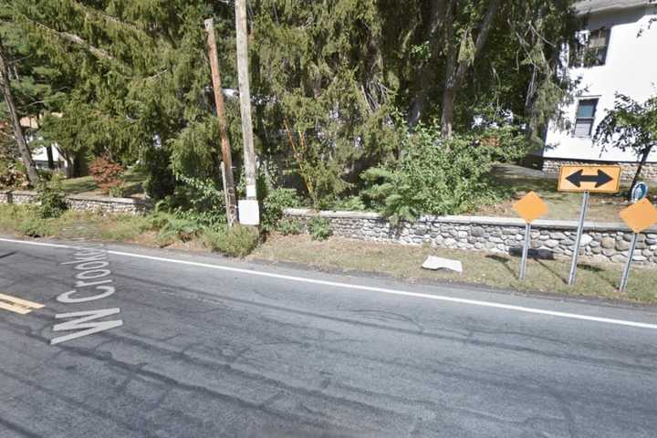 DWI Suffern Motorist Slams Into Stone Wall In Pearl River, Police Say