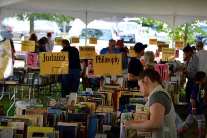 Books Abound: Westport Library To Hold Massive Benefit Sale