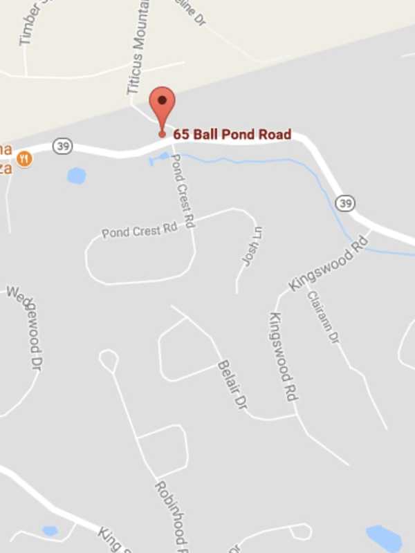 Three Rescuers Pull Teen Driver From Water After Jeep Plunges Into Pond
