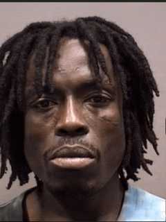 Spring Valley Man Repeatedly Stabs Victim With Broken Bottle, Police Say