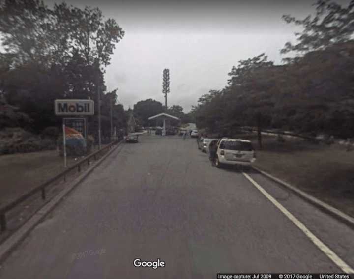 The Mobil station near Exit 25 on the Hutchinson River Parkway in Mamaroneck.