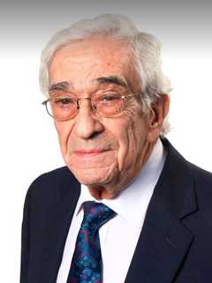 Services Set For Americo Ventura Of Brookfield, 89, Danbury Lawyer