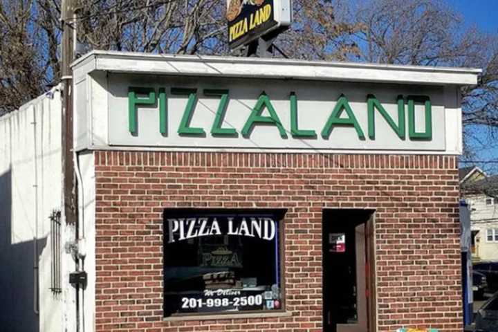 Parsippany's Reservoir Tavern Named Among 34 Best Old School NJ Pizzerias