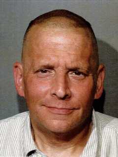 New Canaan Officer Arrests Panhandler Wanted By State Police