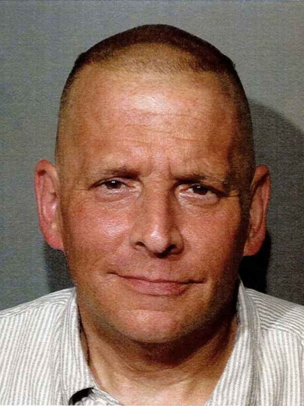New Canaan Officer Arrests Panhandler Wanted By State Police