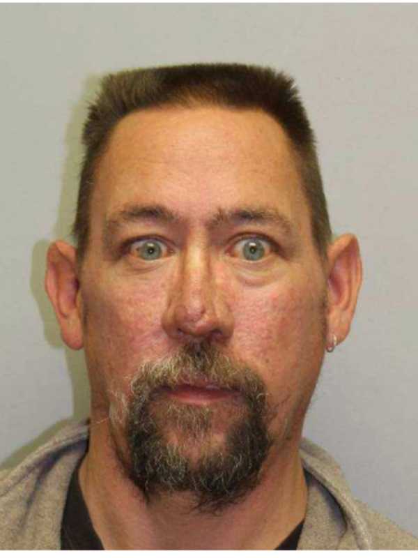 Kent Man Driving Erratically Charged With DWI, Police Say