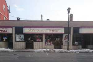 Police Search For Suspects After $60K Robbed From Monroe Jewelry Store
