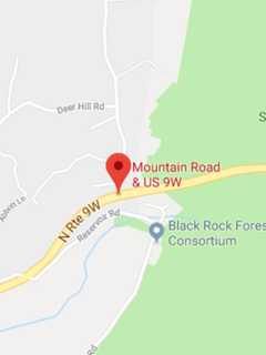 Serious Crash Closes Route 9W In Cornwall