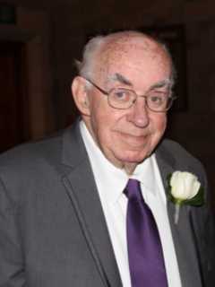 Thomas W. McGillicuddy, Fairfield Prep's First Lay Principal, Dies At 83