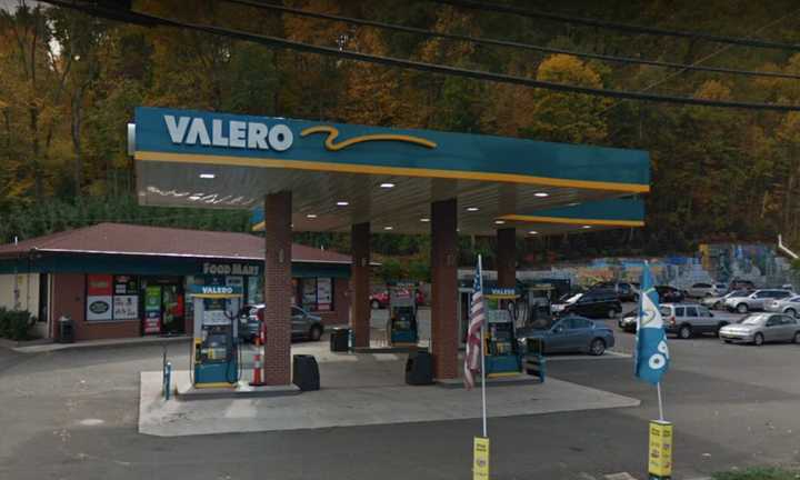 Valero on Ramapo Valley Road in Oakland.