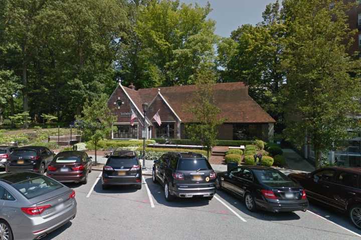 Scarsdale Woman Suffers Injury Walking Dog After Being Bit, Police Say