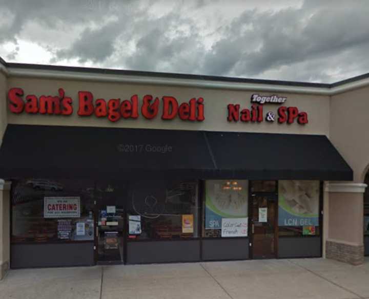 Sam&#x27;s Bagel &amp; Deli has closed in Wayne.