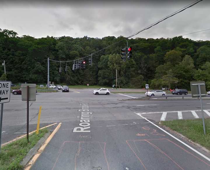 Work planned on a traffic signal on the Saw Mill River Parkway in New Castle has been postponed.