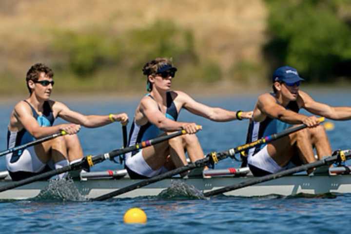 Rowers From Fairfield Get National Attention