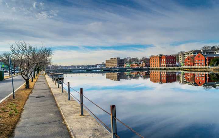 There are plenty of spots to angle for quality seafood in and around this Long Island Sound community, which made a national ranking of fishing hot spots.