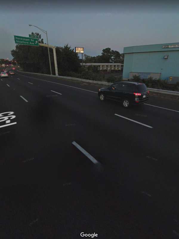 Suspect Flees After Stabbing Victim At Gas Station Off I-95