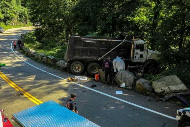 Bear Mountain Bridge Road Crash With Fuel Spill Brings Hazmat Response