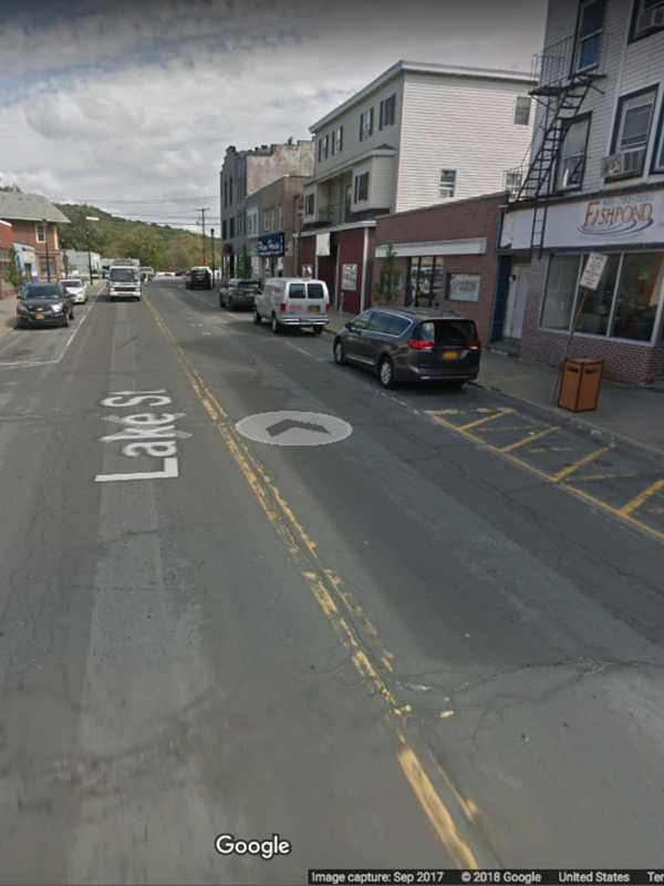 Man Fatally Stabbed Outside Storefront In Hudson Valley