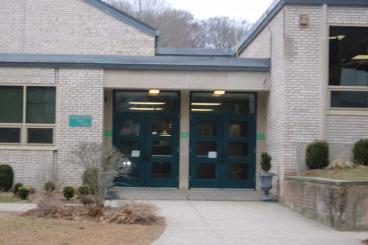 Mold Concerns Prompt Probe Of School In Fairfield