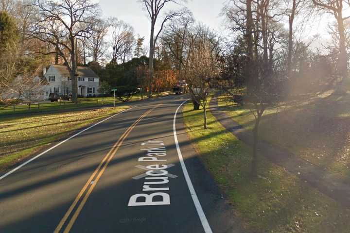 Drunk Westchester Man, 24, Crashes Car Into Tree In Greenwich, Police Say