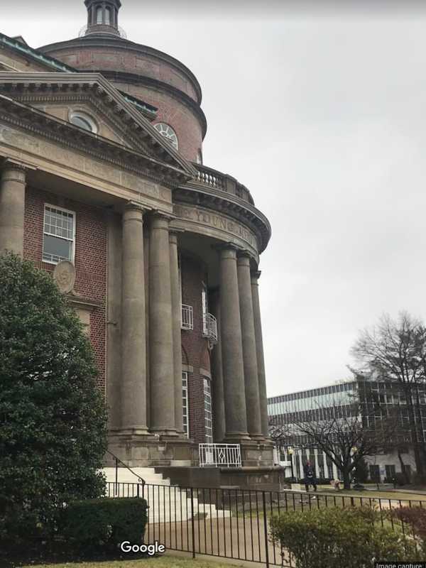 Man Charged After Swimming Naked In YMCA Pool In Front Of Children, Greenwich Police Say