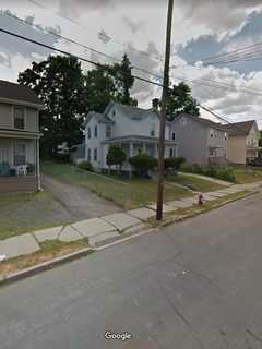 Suspect On Loose After 26-Year-Old Shot, Killed In Middletown