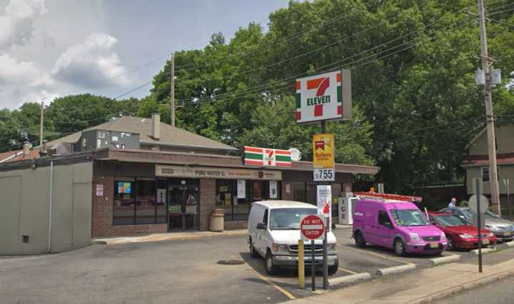 7-Eleven in Dumont