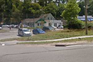 Suspect On Loose After Armed Robbery At Subway Restaurant In Setauket