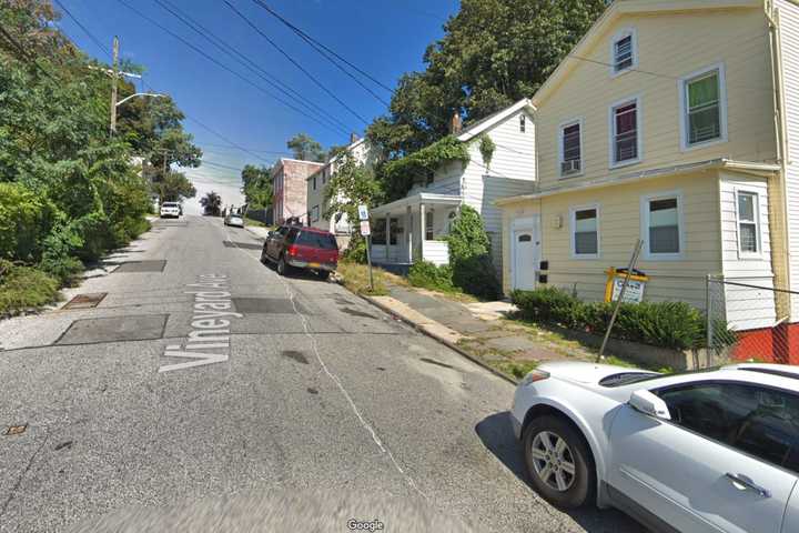 Man Fatally Stabbed In Westchester