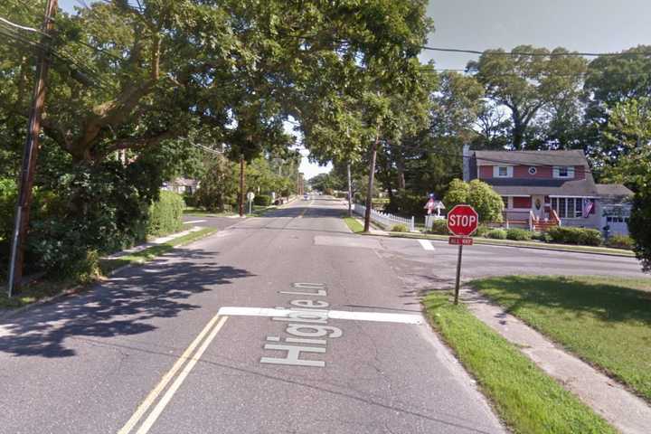 Warning Issued After Man In Pickup Truck Exposes Himself To Teen Near West Islip HS