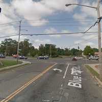 <p>The intersection of Blue Point Road and Route 25 in Selden.</p>