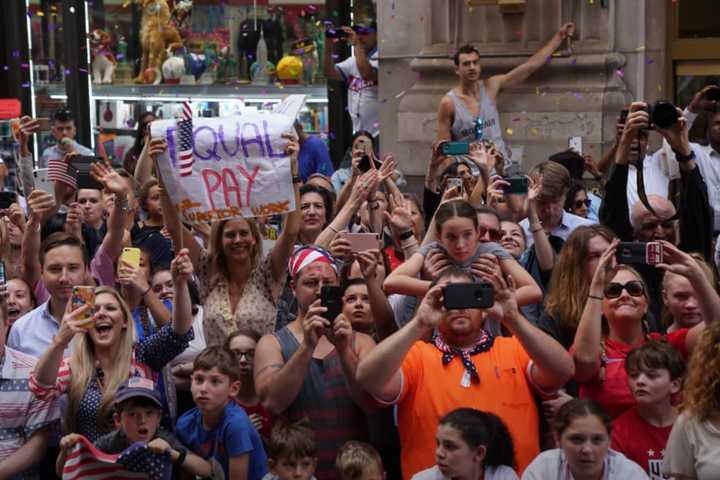 Cuomo Signs Equal Pay Law At Champion USA Women's Soccer Team's NYC Canyon Of Heroes Parade