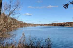 Man Drowns While Paddleboarding With Kids On Long Island