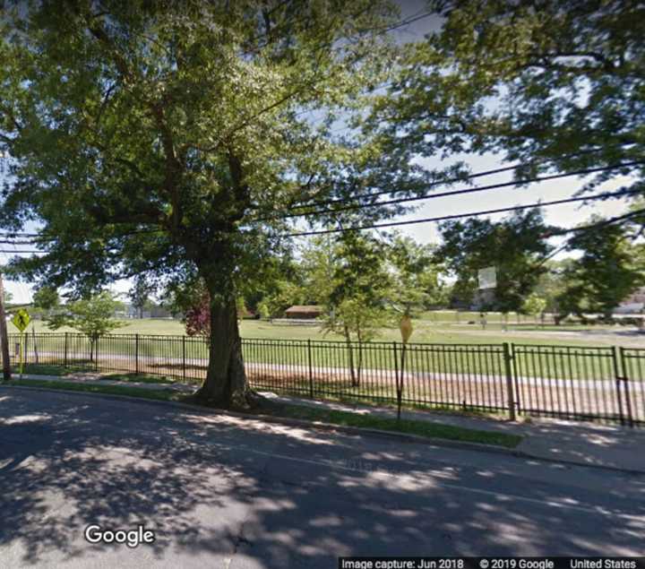 Manorhaven Beach Park Pool