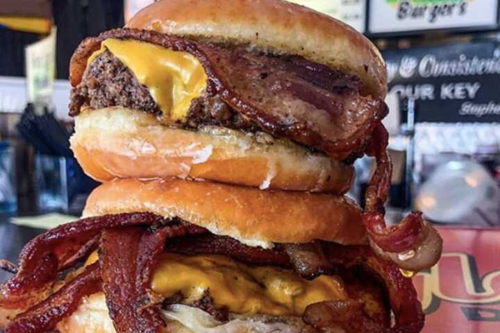 Steve's Burgers In Garfield Named To List Of 20 Best Burgers In U.S.