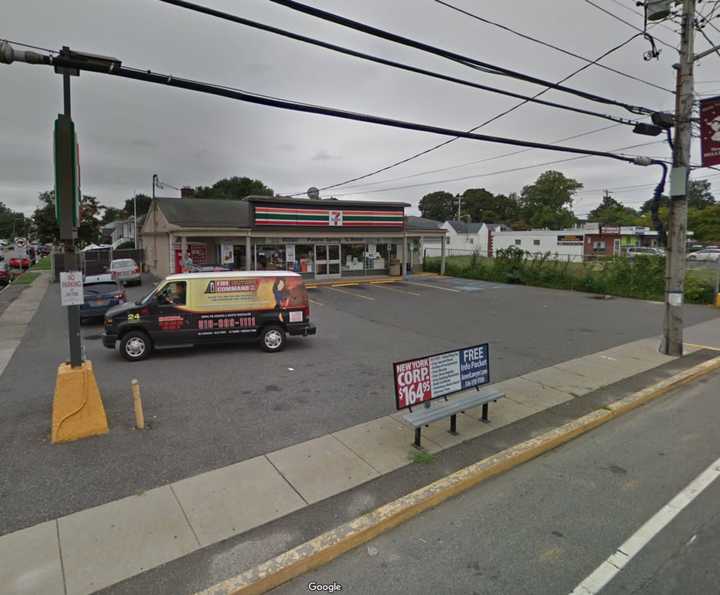 7-Eleven on Jerusalem Avenue in Bellmore