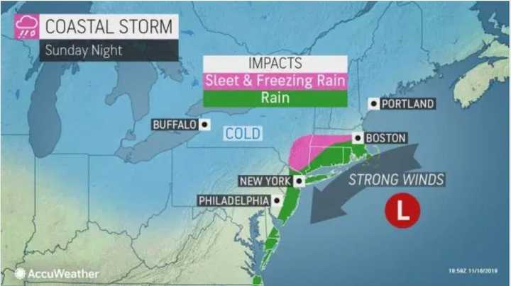 A look at the dividing line between a wintry mix (pink) and rain (green) overnight Sunday, Nov. 17 into Monday, Nov. 18.