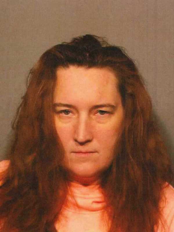 Woman Charged With DUI After Leaving Scene Of Crash, New Canaan Police Say