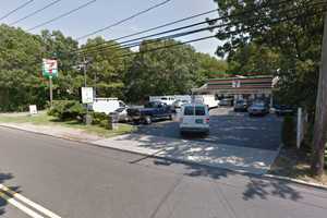 K-9 Officers Help Nab Woman Who Robbed Long Island 7-Eleven At Knifepoint, Police Say