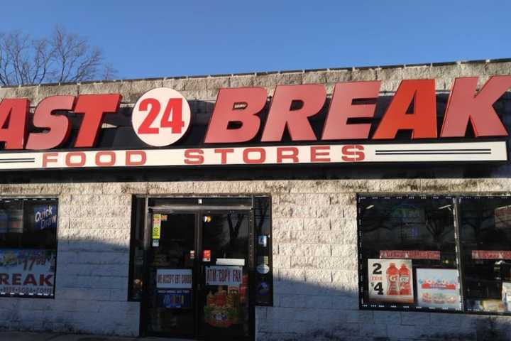 Suspect On Loose After Armed Robbery At Nassau County Food Mart