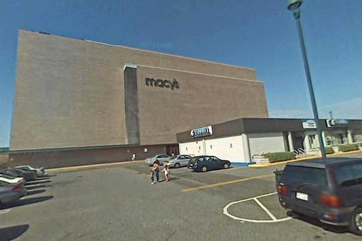 Macy's To Close Two Long Island Stores